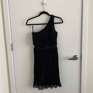 Club Monaco Black One shoulder cocktail dress